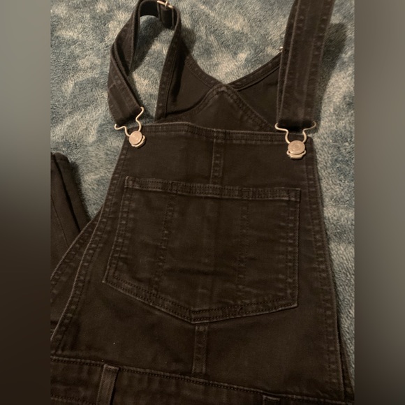 Levi’s Black overall jeans - Picture 2 of 6